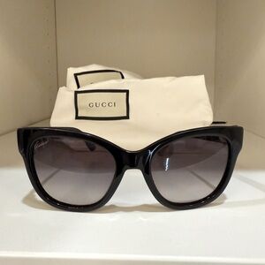 Gucci sunglasses